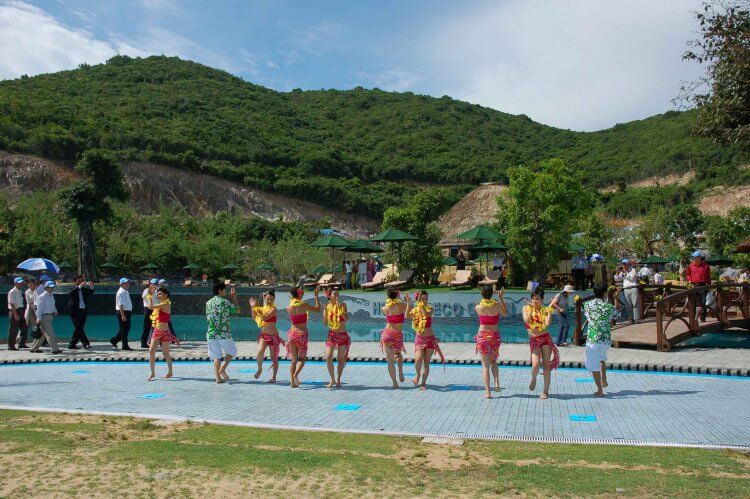 fantastic tour - snorkeling (vịnh san hô - mini beach)