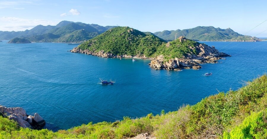 Tour-du-ngoan-vinh-nha-trang-robinson-hon-mun-hon-tam